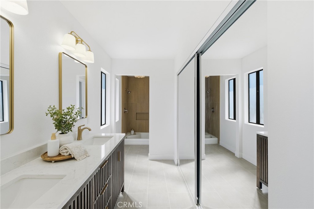 6 Skyview Property Photo 27