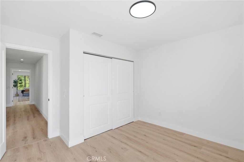 6 Skyview Property Photo 33
