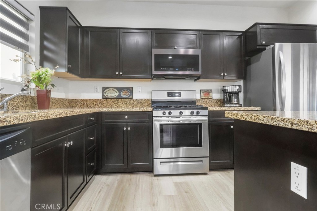 16768 Olive Tree Lane Property Photo 19