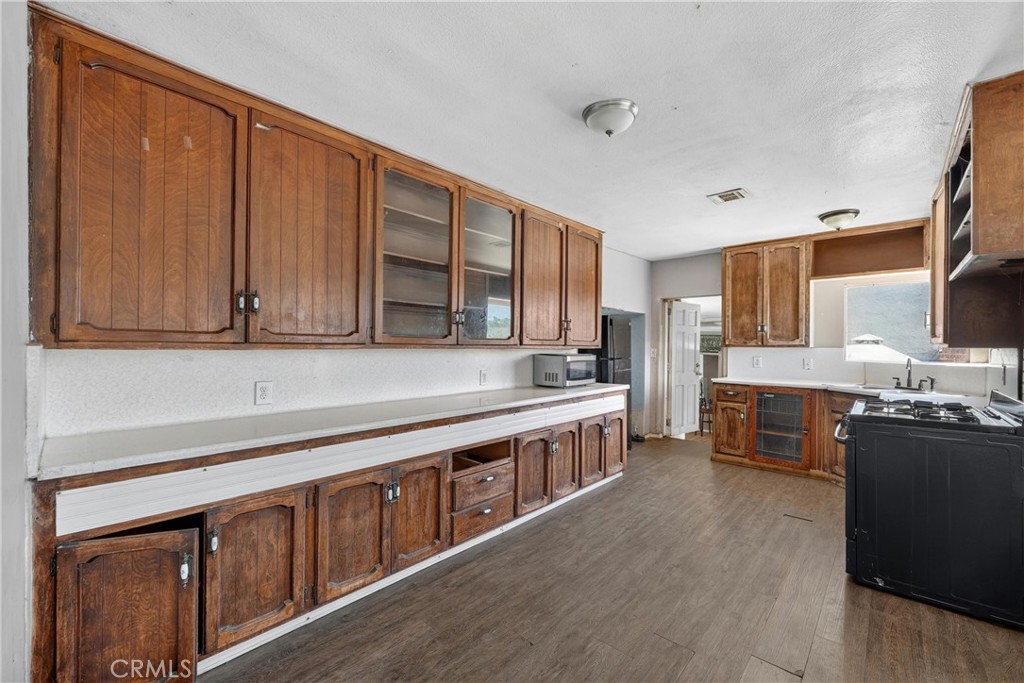 5145 Mitchell Property Photo 23