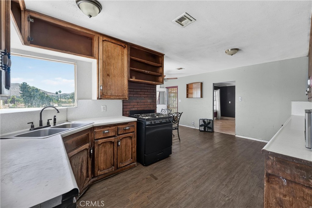 5145 Mitchell Property Photo 25