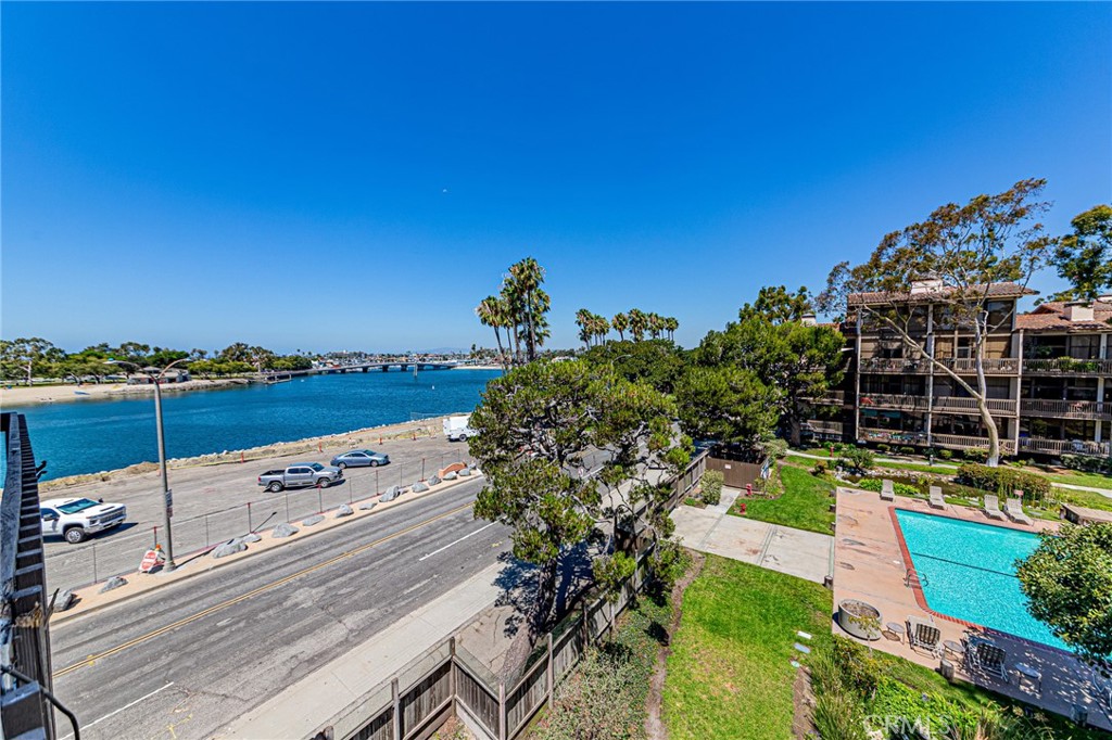 6315 Marina Pacifica Drive S Property Photo 25