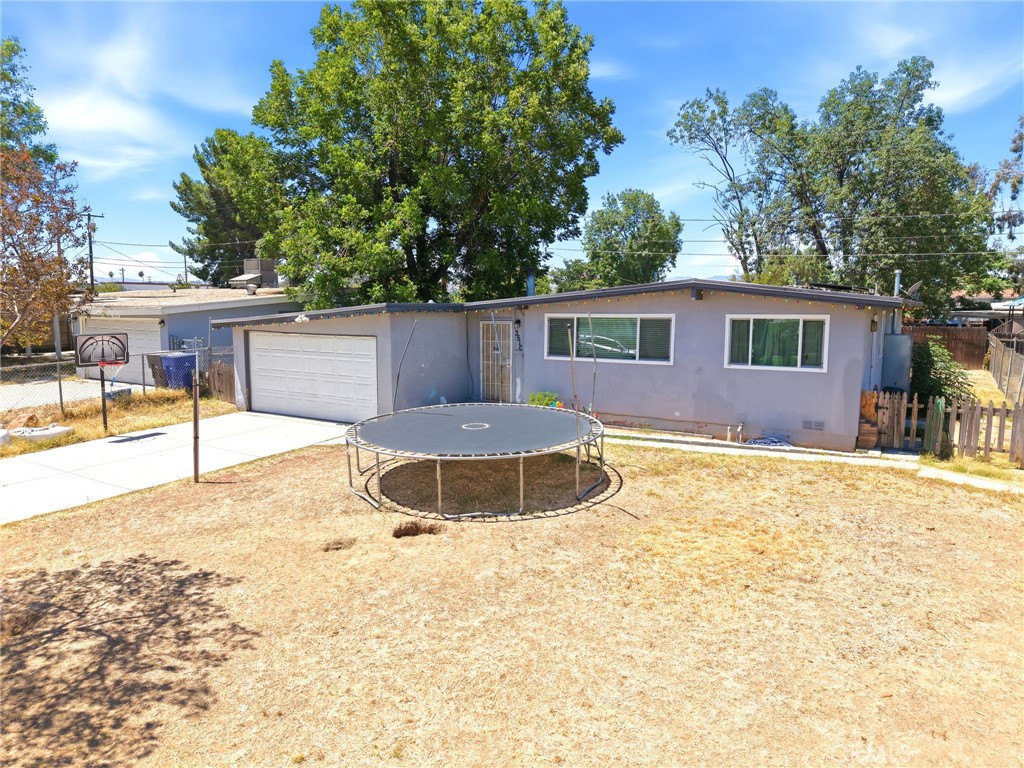 3510 Mckenzie Property Photo 2