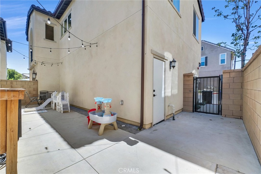15974 Parkhouse Drive 3 Property Photo 26