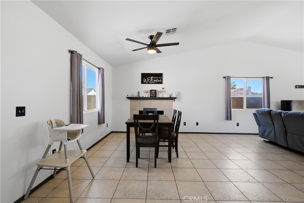 14513 Palm Street Property Photo 16