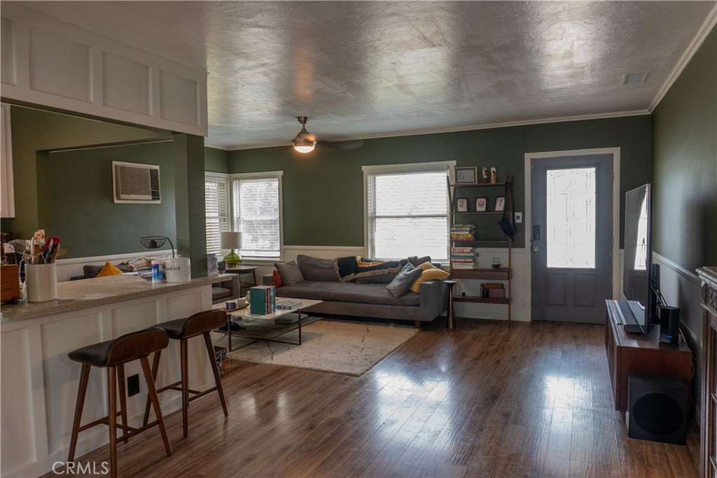 665 E Harvard Property Photo 9