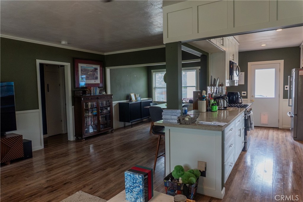 665 E Harvard Property Photo 14