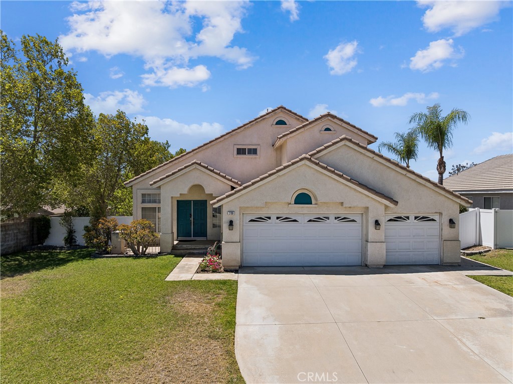 2709 W Buena Vista Drive Property Photo 1