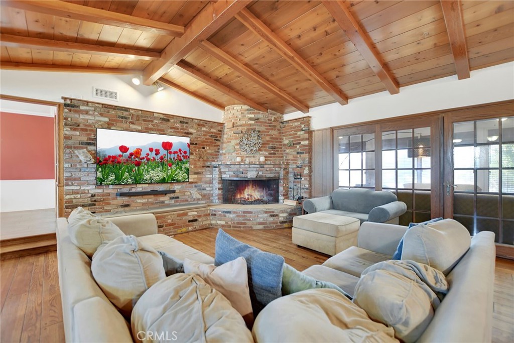 510 Fernshaw Property Photo 12