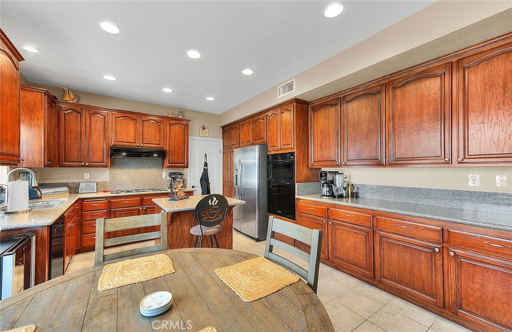 6112 Ashton Place Property Photo 17