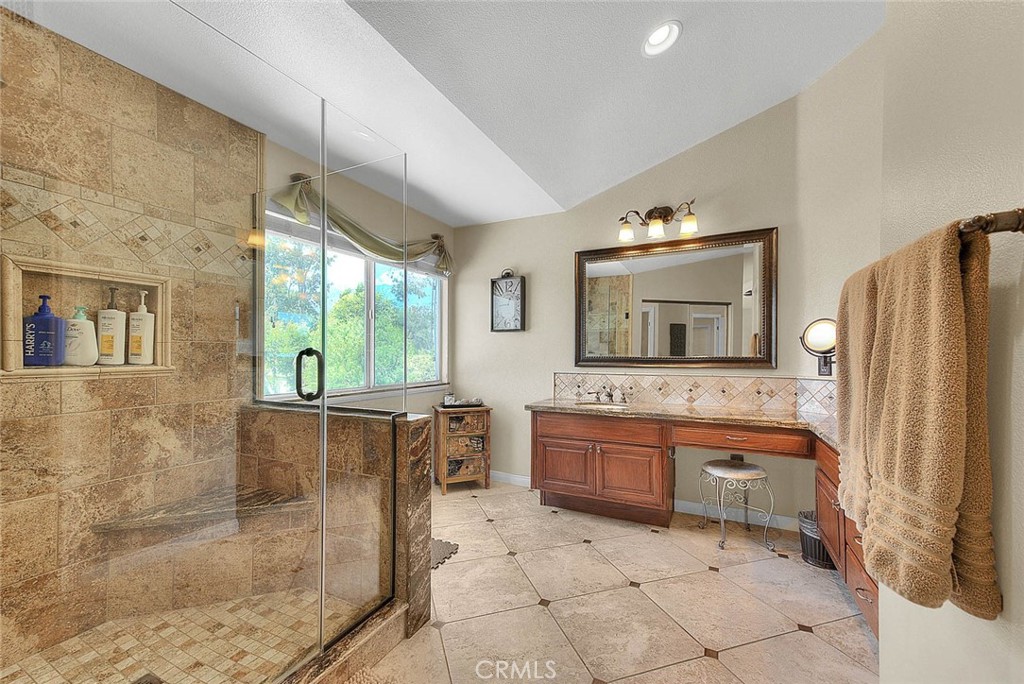 6112 Ashton Place Property Photo 26