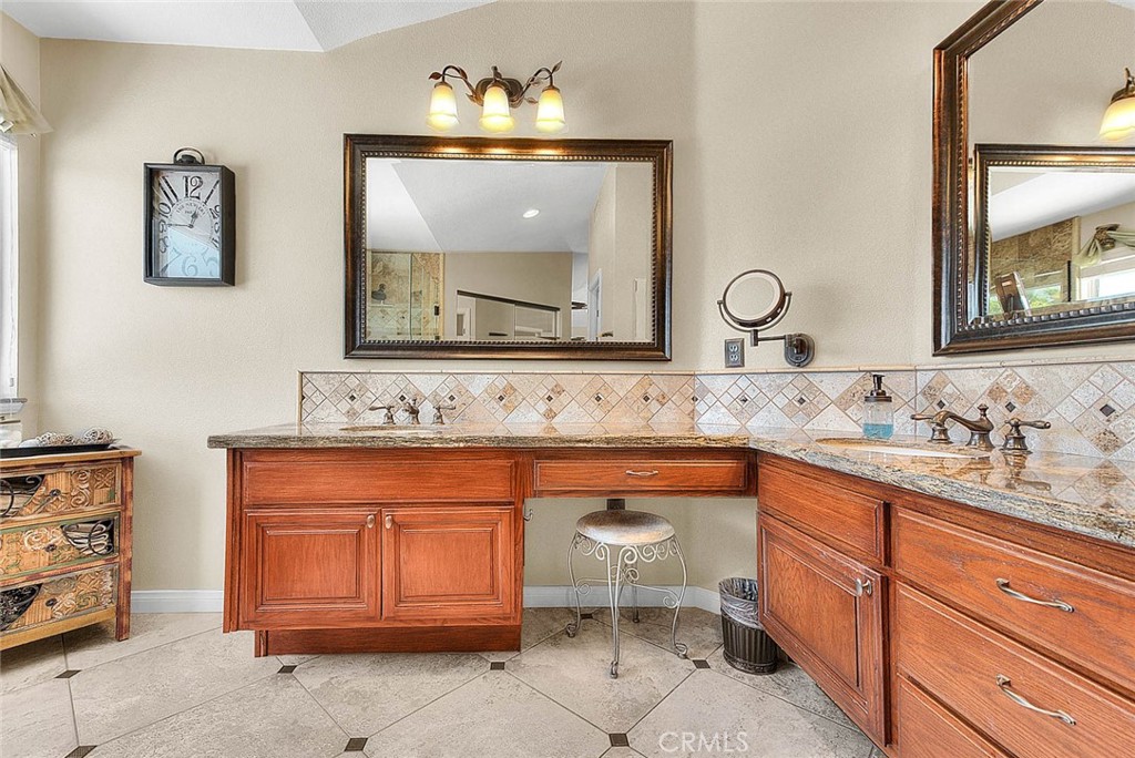 6112 Ashton Place Property Photo 28
