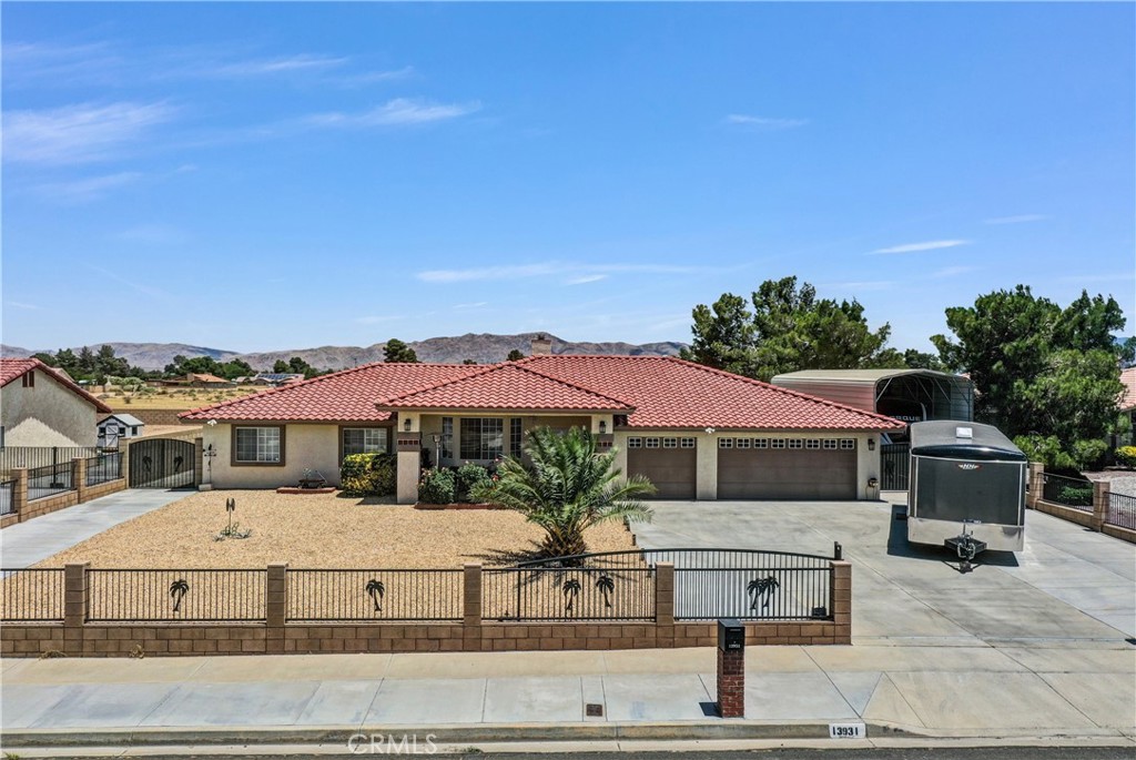 13931 Falling Leaf Road Property Photo 1