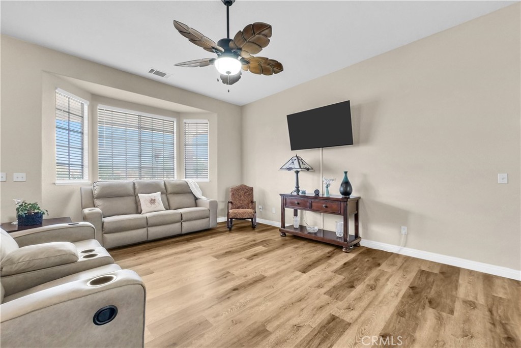 13931 Falling Leaf Road Property Photo 3