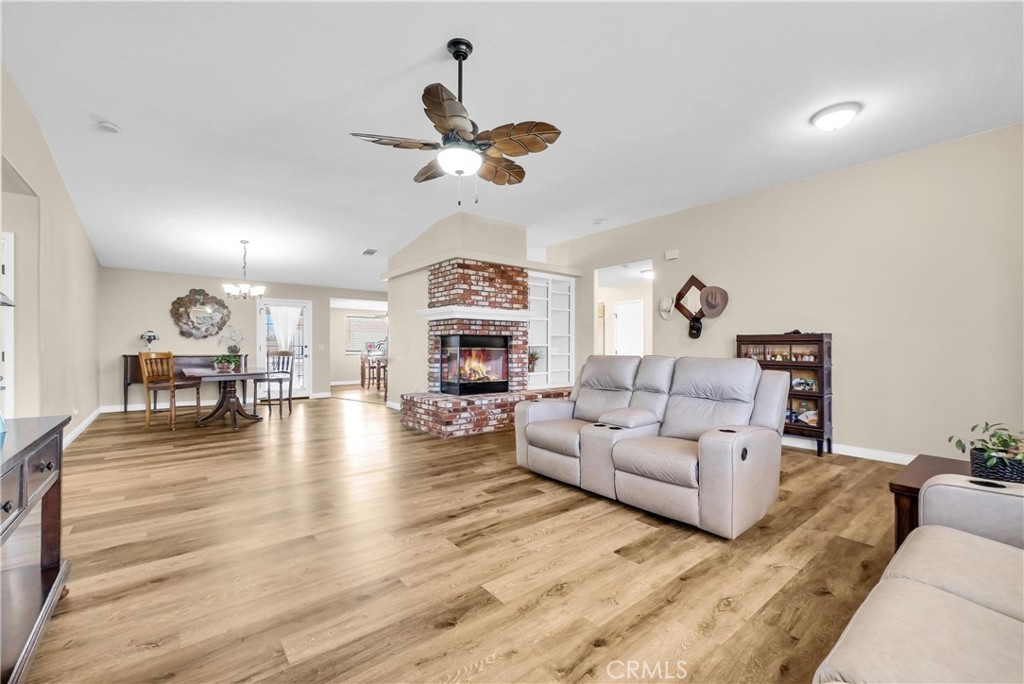 13931 Falling Leaf Road Property Photo 4