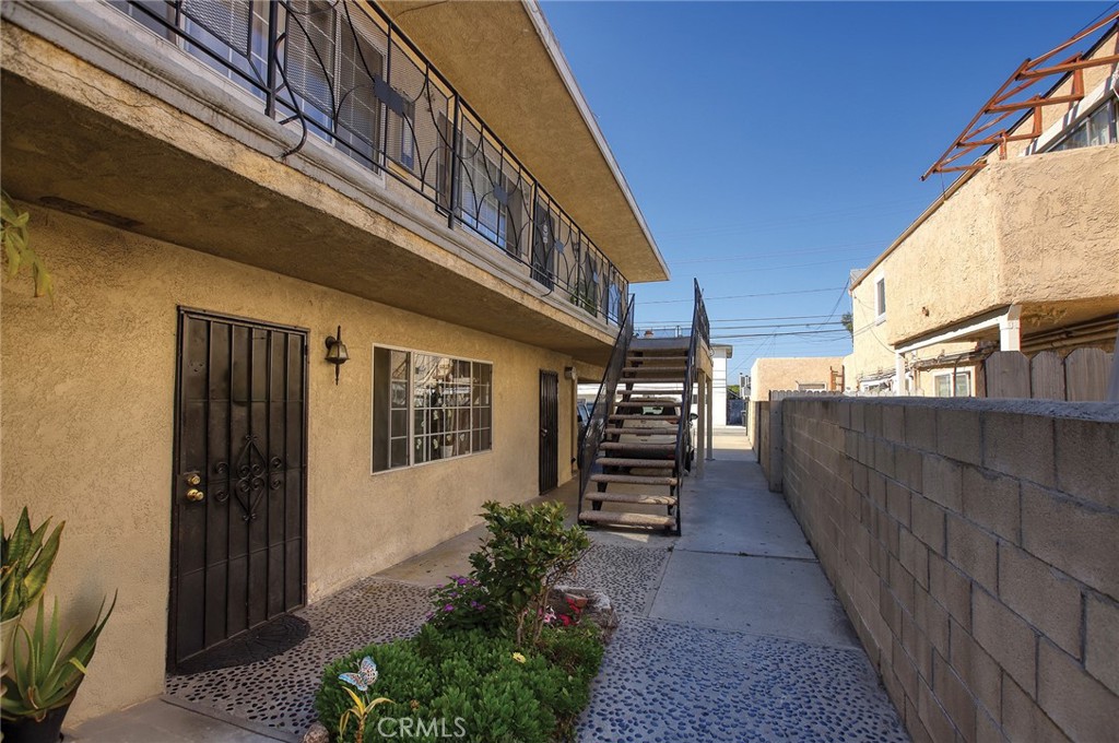 12155 Pine Street Property Photo 2