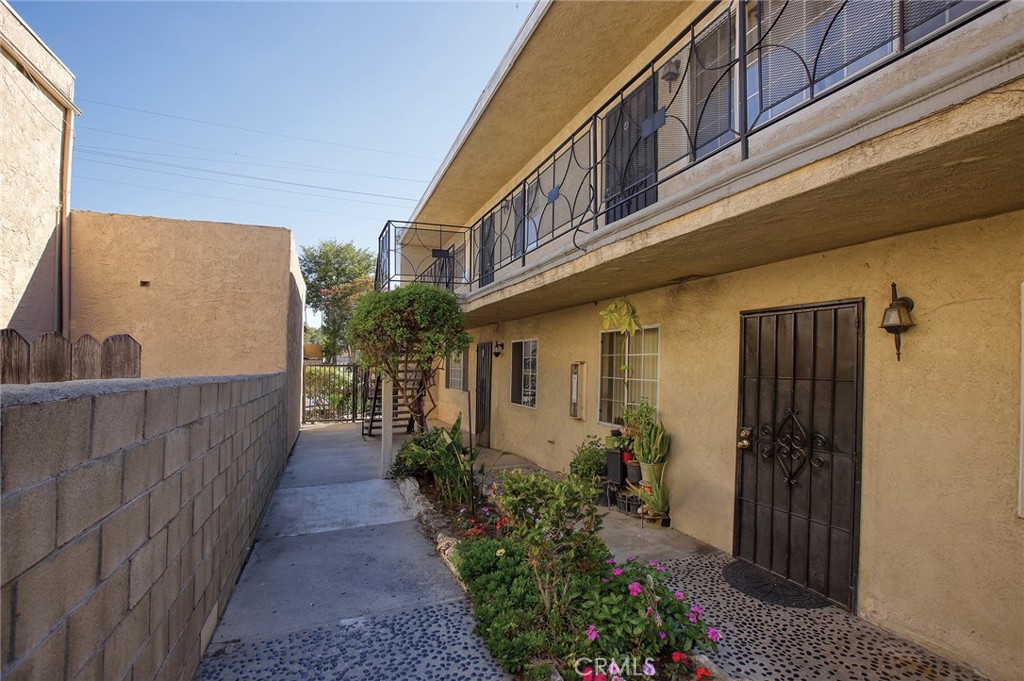 12155 Pine Street Property Photo 3