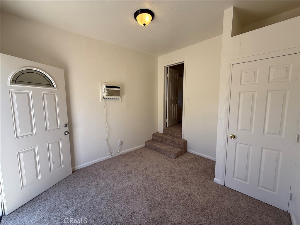 162 N 3rd Property Photo 13