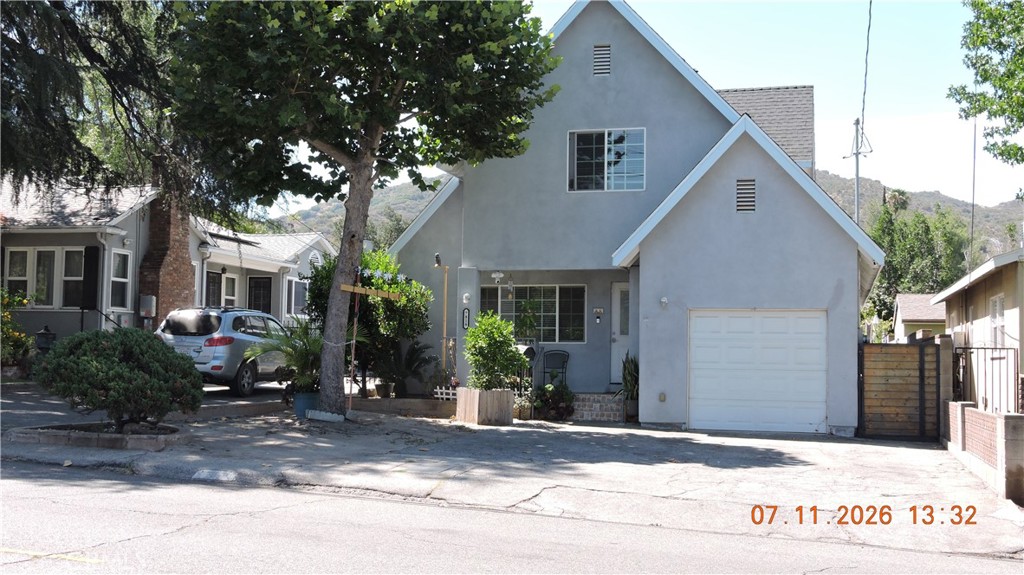 7818 Apperson Property Photo 5