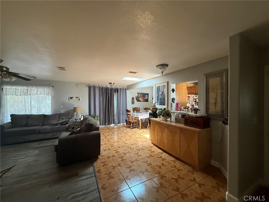 1275 E 37th Property Photo 17