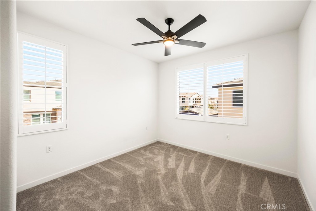 2843 E Bedford Privado Property Photo 23