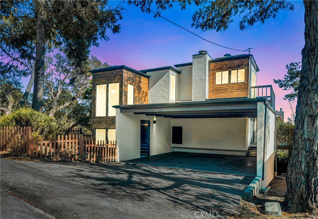 470 Wellington Property Photo 3