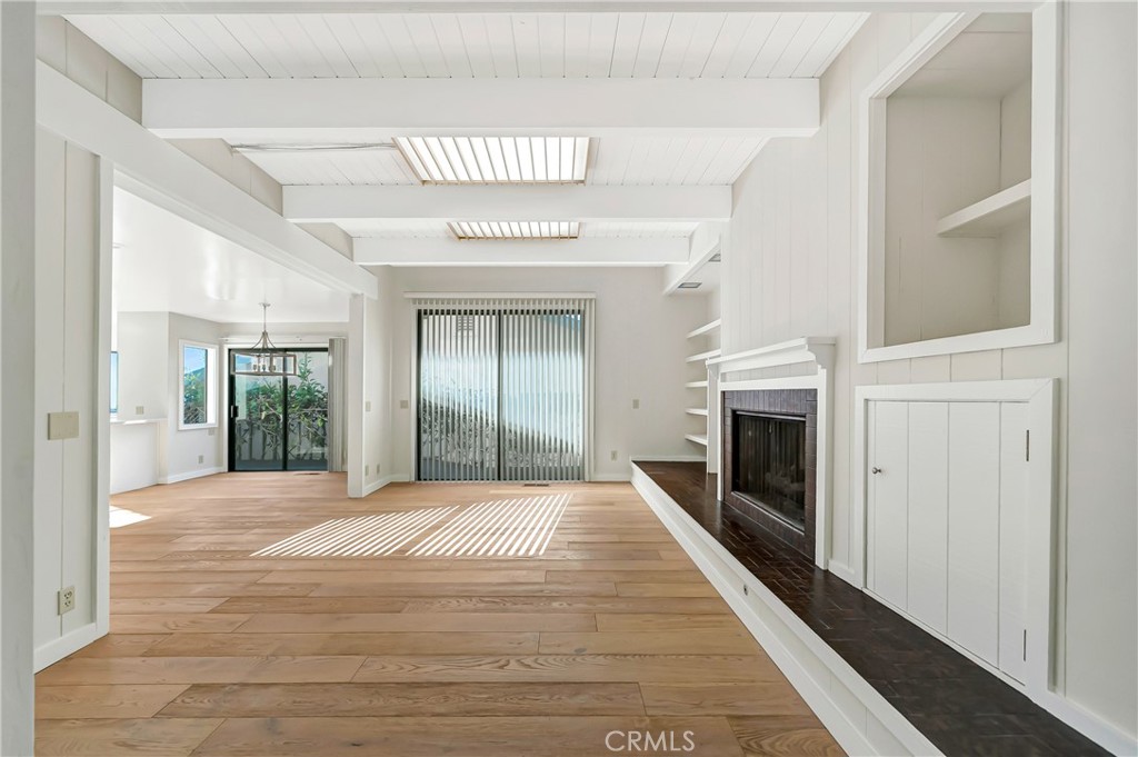 470 Wellington Property Photo 7