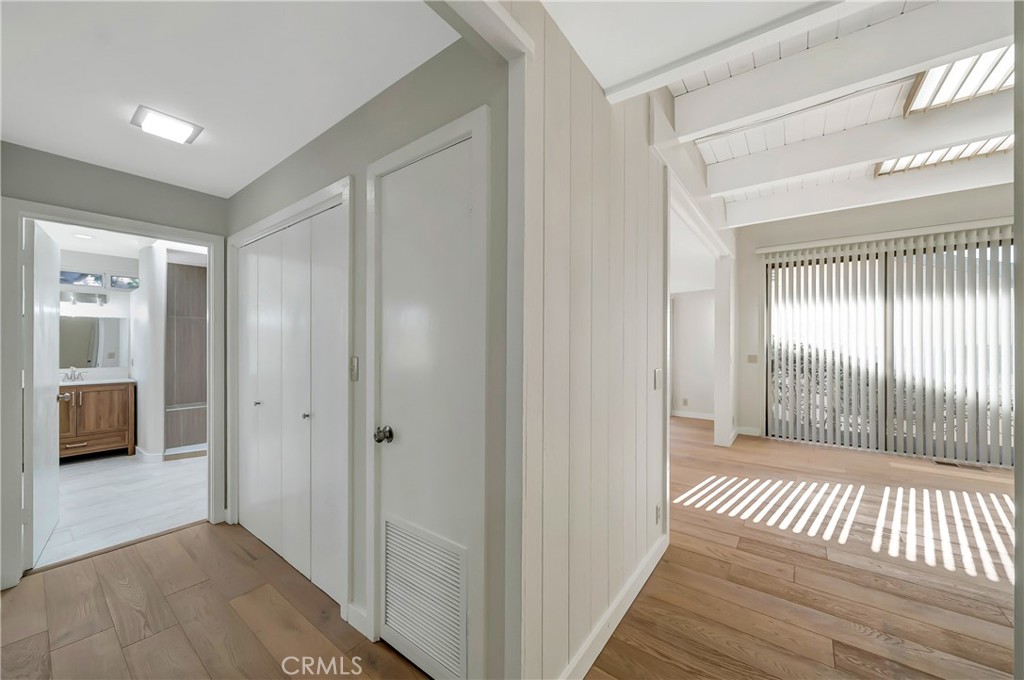 470 Wellington Property Photo 24