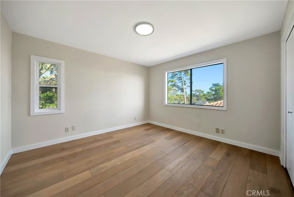 470 Wellington Property Photo 37