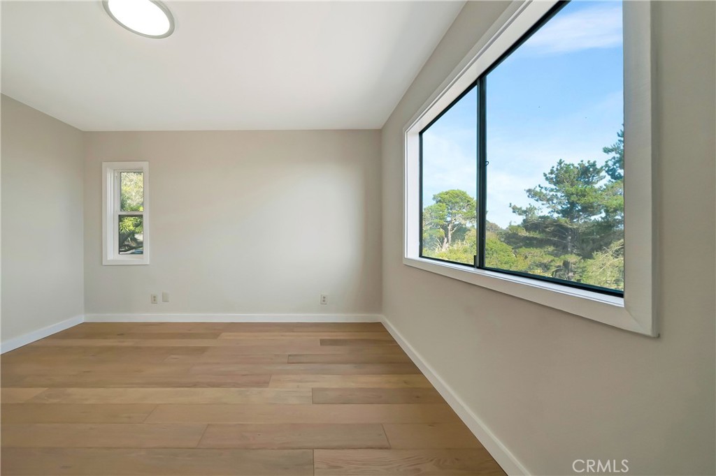 470 Wellington Property Photo 38