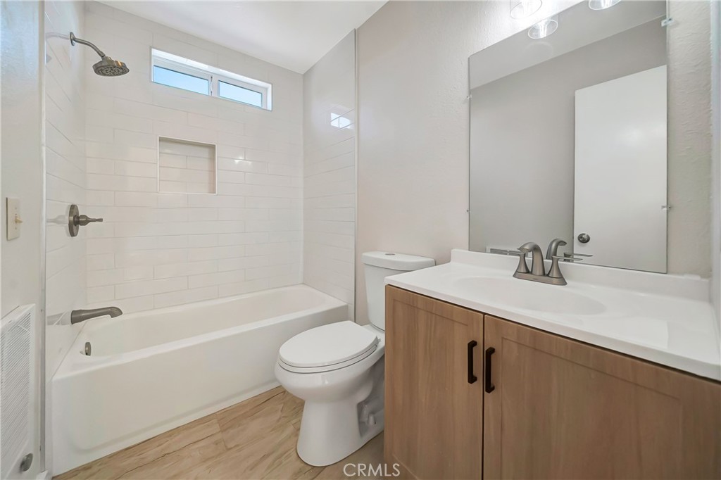 470 Wellington Property Photo 40