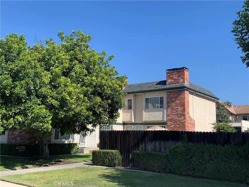 656 Lemar Park Drive Property Photo 2