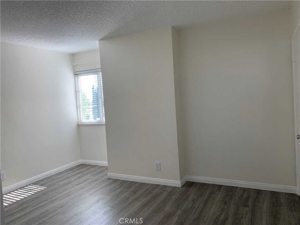 656 Lemar Park Drive Property Photo 5