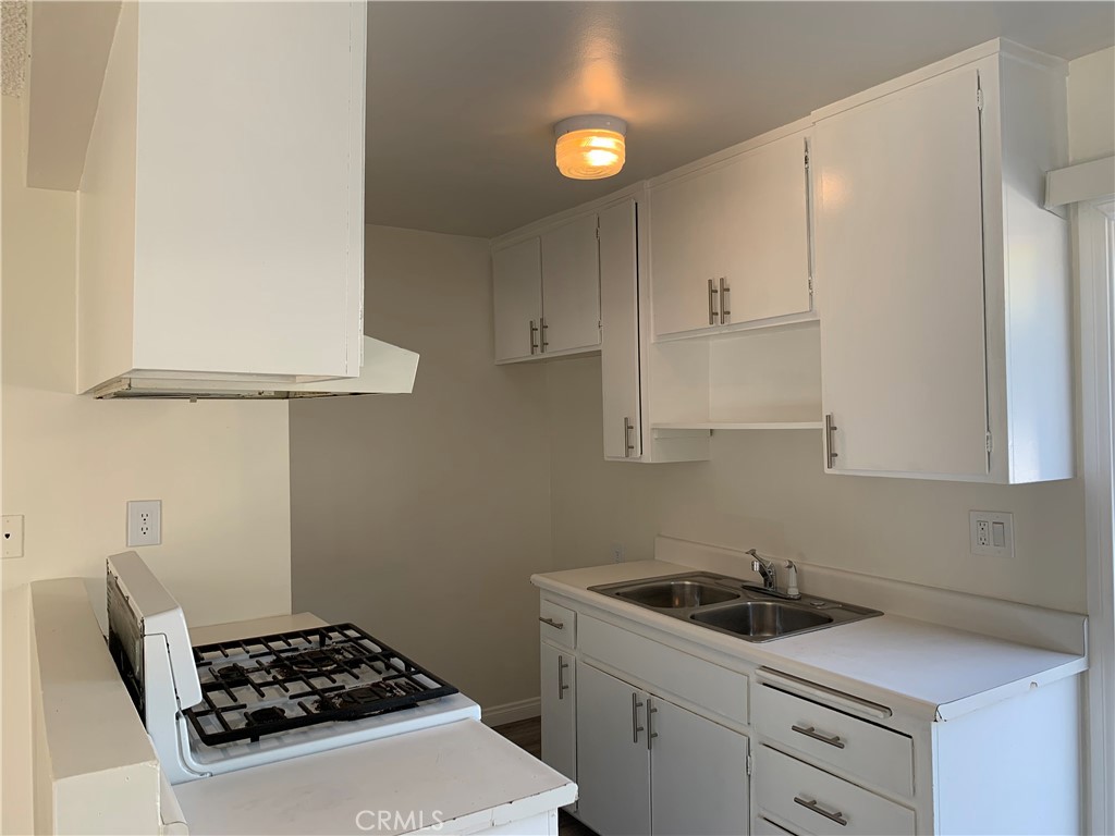 656 Lemar Park Drive Property Photo 14