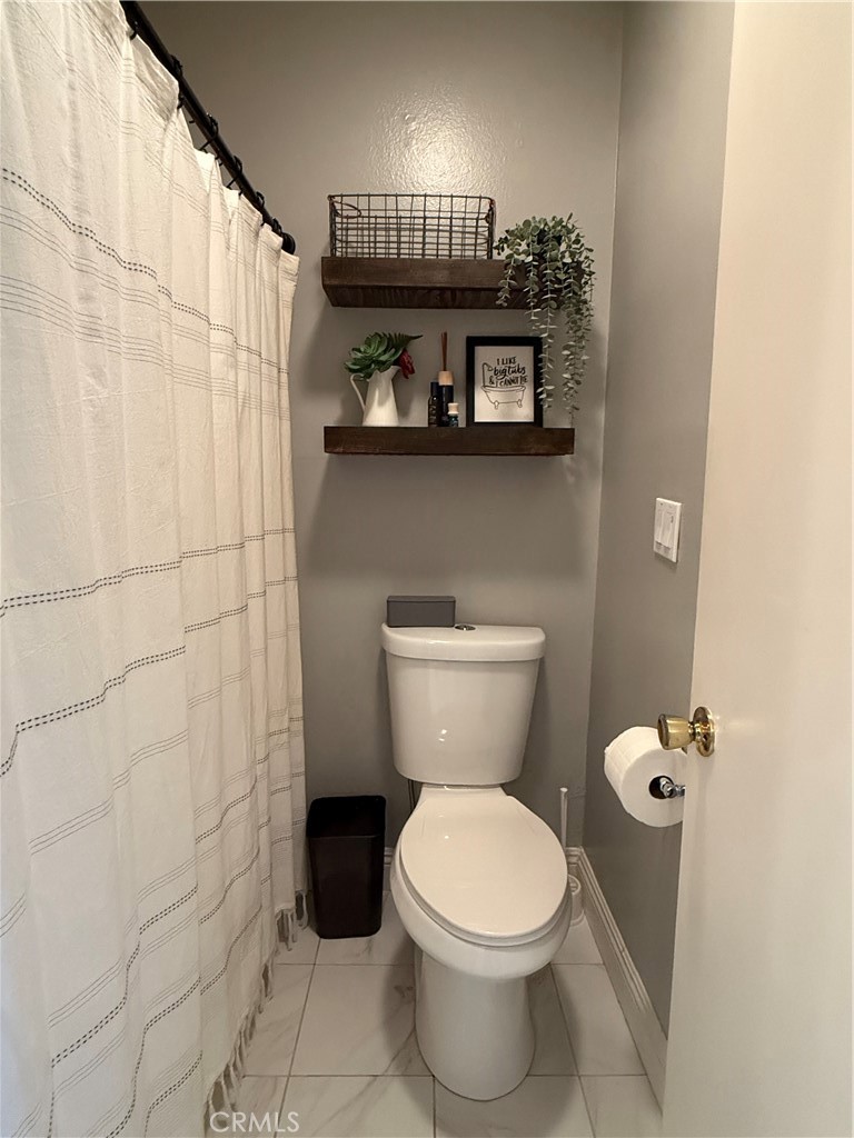 2900 Madison Property Photo 12