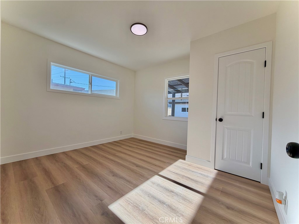682 E La Verne Avenue Property Photo 11