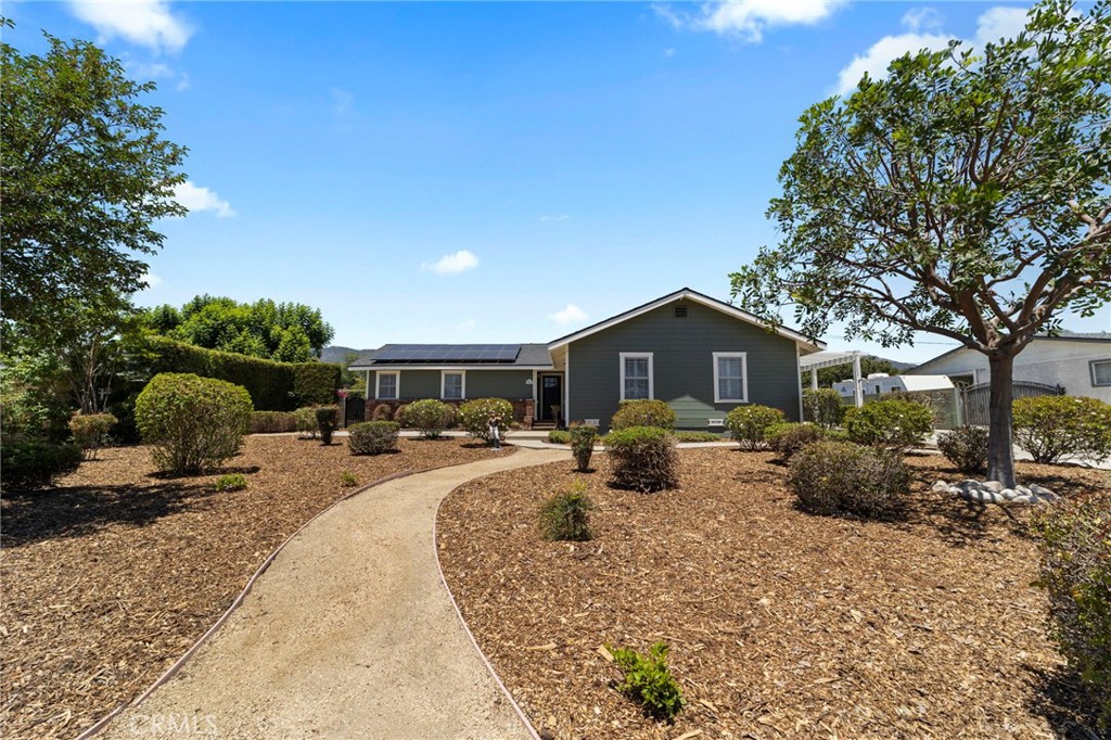 963 E Meda Property Photo 1
