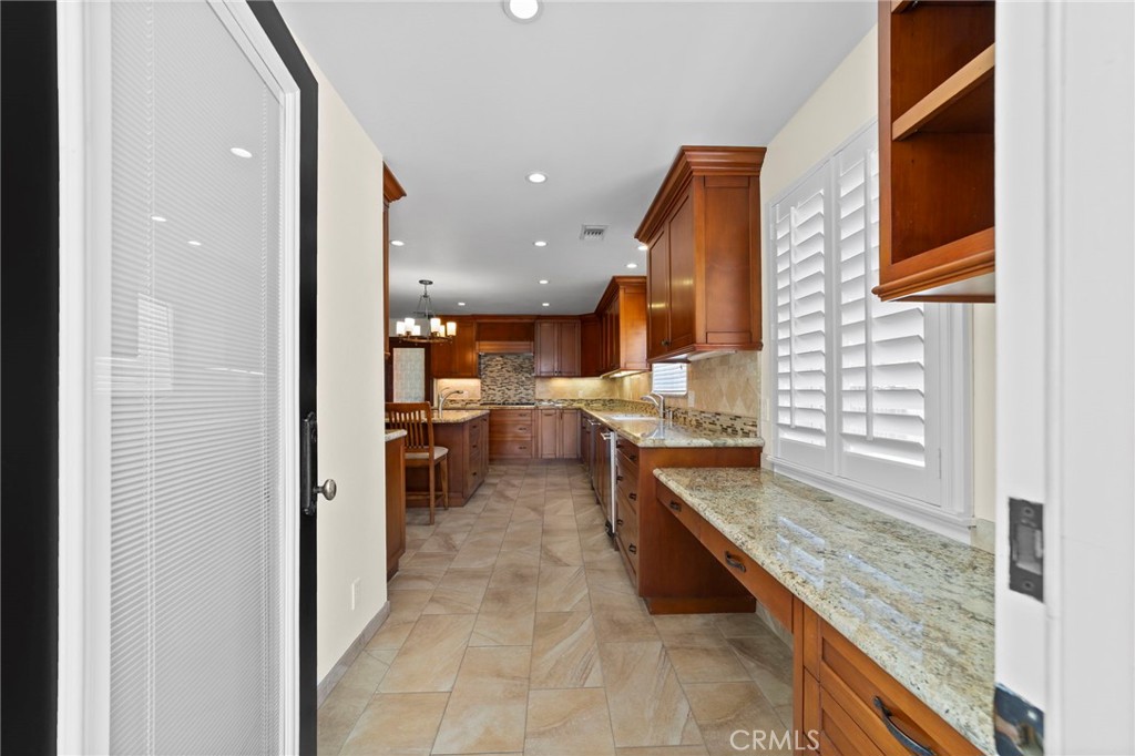 963 E Meda Property Photo 13