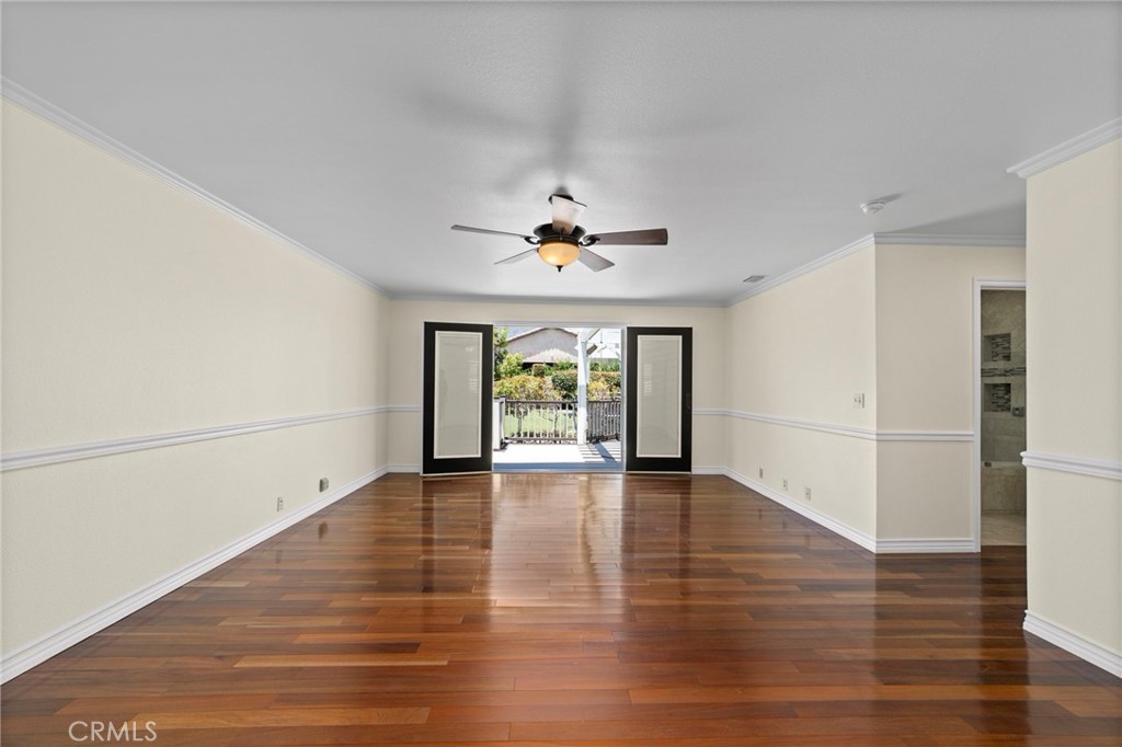 963 E Meda Property Photo 17