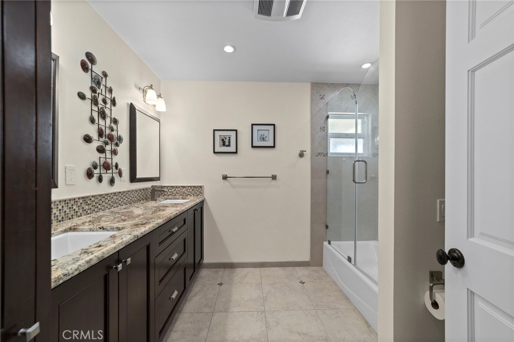 963 E Meda Property Photo 24