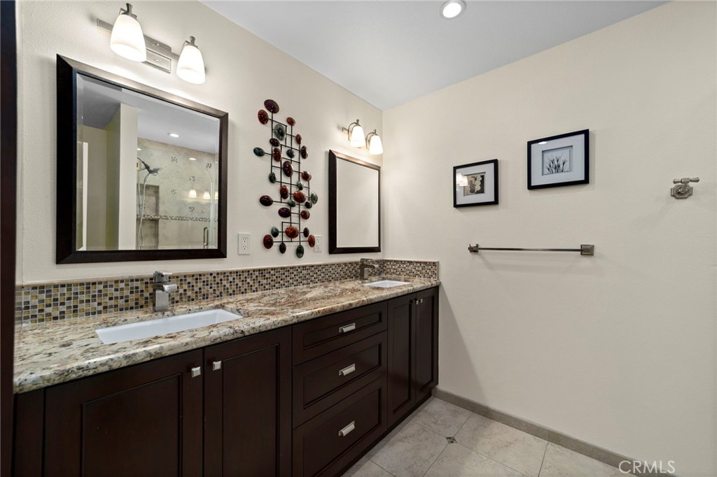 963 E Meda Property Photo 25