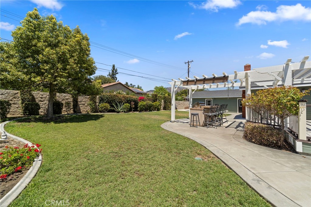 963 E Meda Property Photo 28