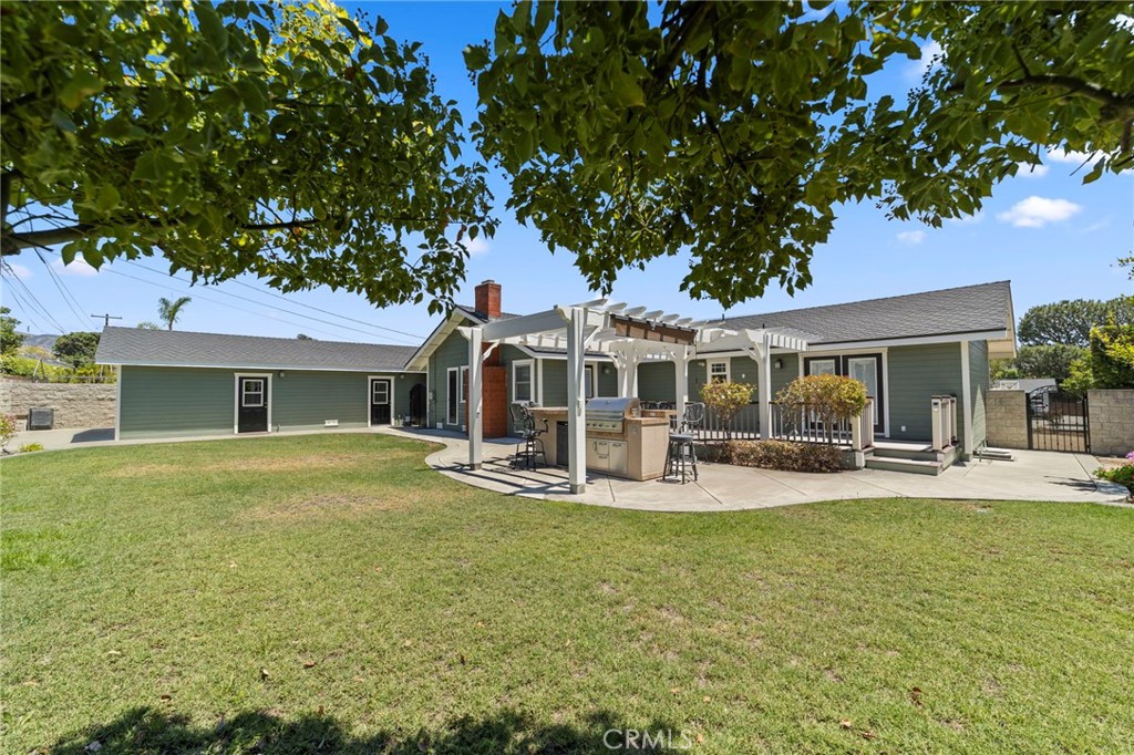 963 E Meda Property Photo 29