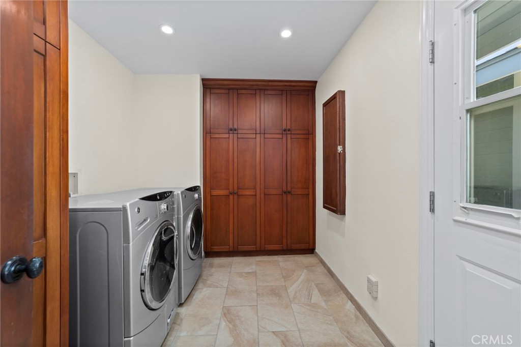 963 E Meda Property Photo 37