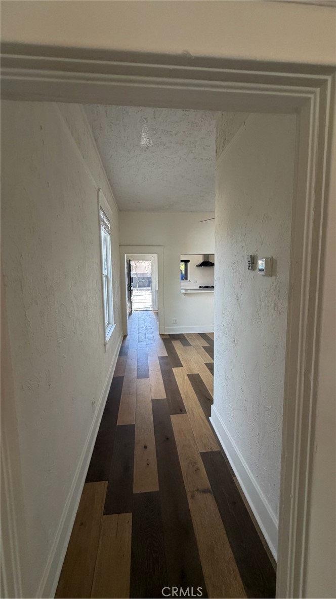 210 E High Property Photo 16