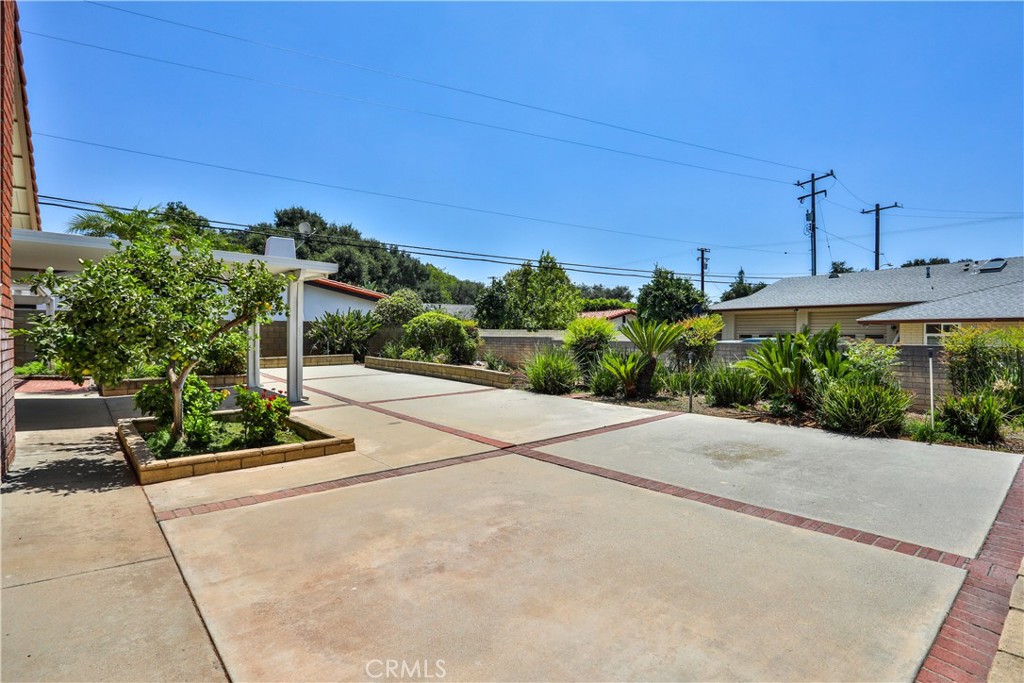1741 Branch Oak Drive Property Photo 12