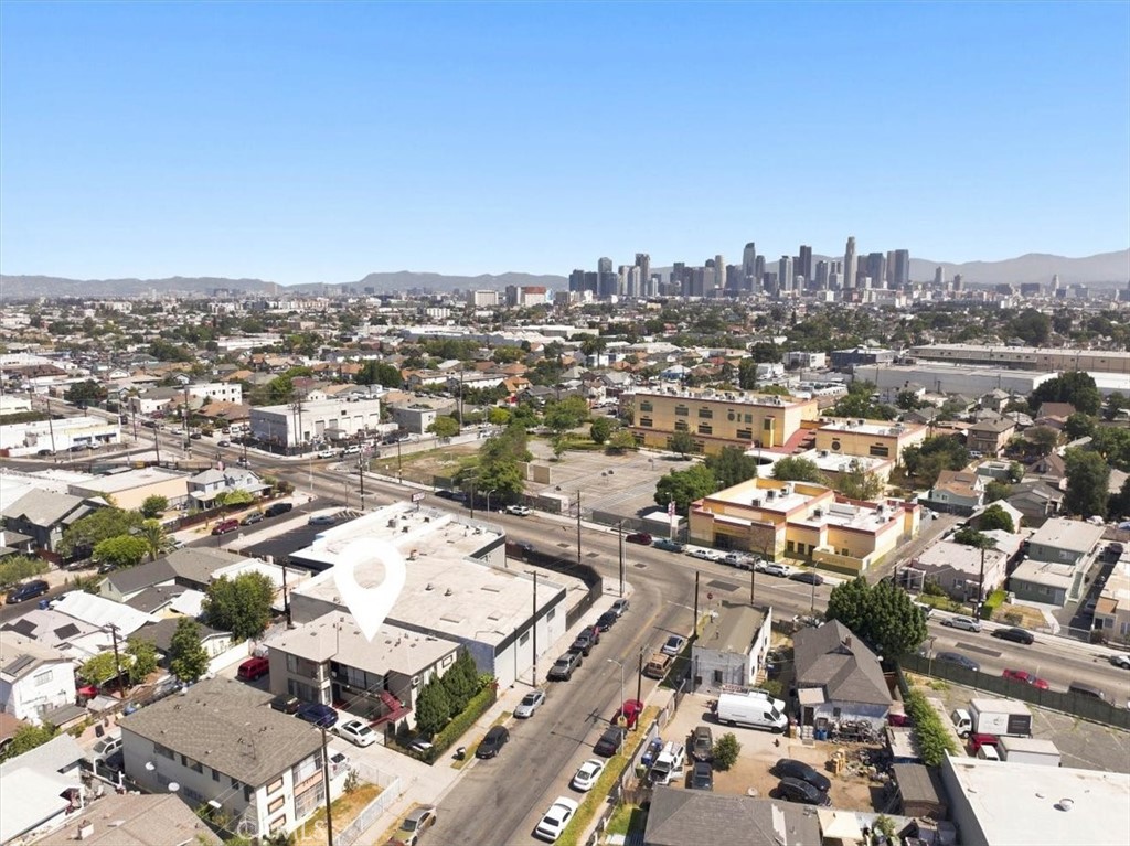 3415 Mckinley Property Photo 3