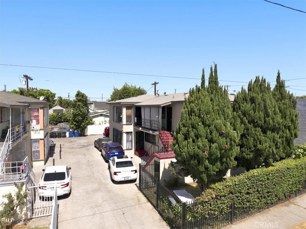 3415 Mckinley Property Photo 10
