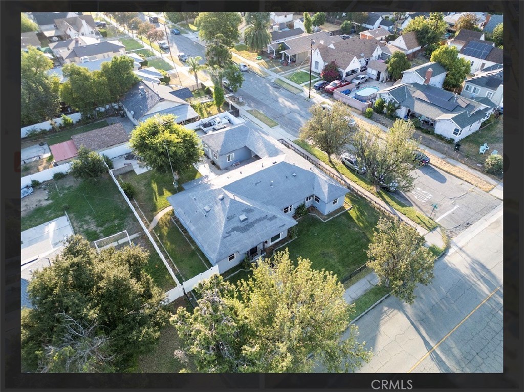 2498 N G St Property Photo 22