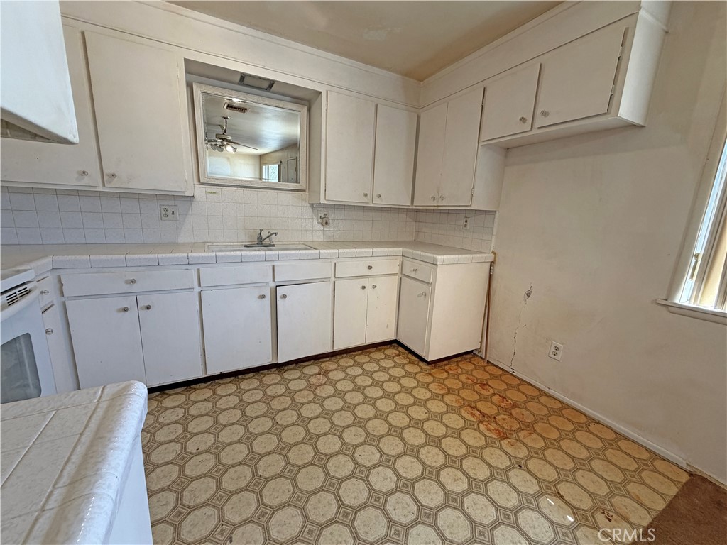 7426 Elata Property Photo 7